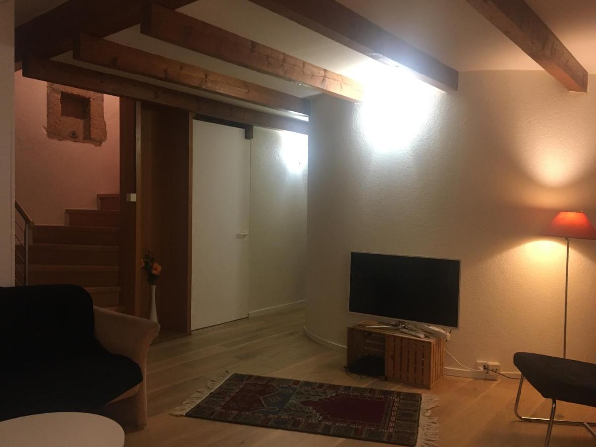 Charmante maison villageoise 5 personnes HappyDay Neuchâtel Saint-Blaise Exterior foto